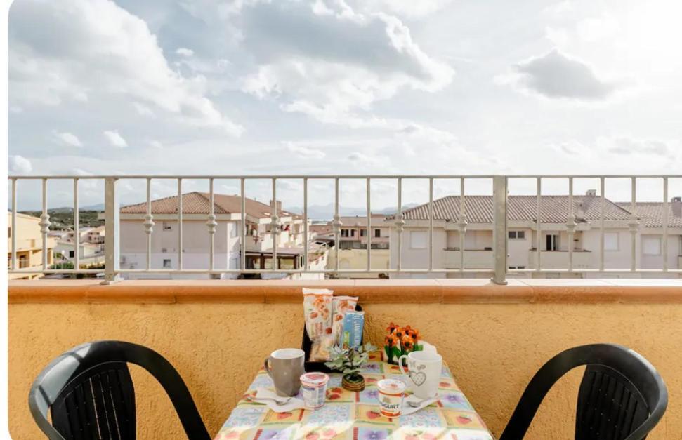 B&B Arcipelago La Maddalena  Buitenkant foto