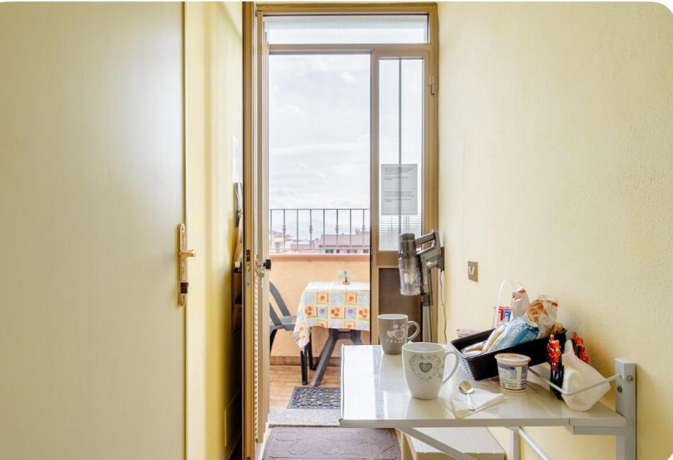 B&B Arcipelago La Maddalena  Buitenkant foto